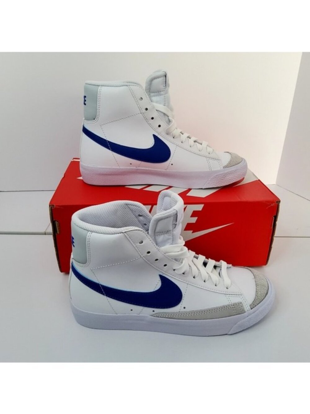 Nike Blazer Mid '77 (GS) White Laser Blue Yellow Ochre Kids Athletic Sneaker13.5 - Picture 4 of 9